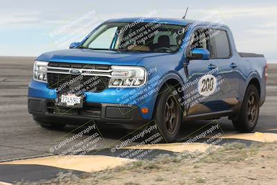 media/Jan-03-2026-SCCA SD (Sat) [[c9b9d14034]]/2-Intermediate Group/Session 1 (Bowl)/